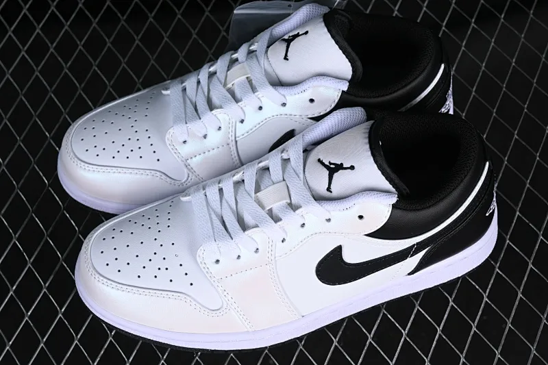 All categories Air Jordan Jordan series basketball shoes Air Jordan 1 Low Z version Air Jordan 1 Low "White and Black" AJ1 Joe 1 white and black color matching low-top cultural casual sneakers 553558-132